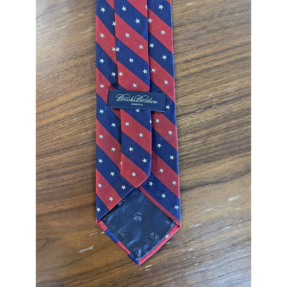 Brooks Brothers Men's Red Blue Stars Stripes Work Preppy Silk Tie 57in x 3.75in
